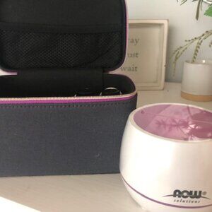 Portable Mini USB Essential Oil Diffuser Gift Set with 4 Essential Oils.